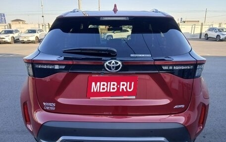 Toyota Yaris Cross, 2022 год, 1 589 000 рублей, 6 фотография