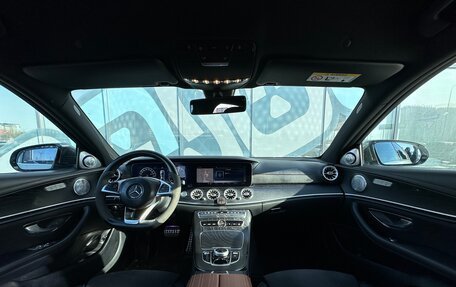 Mercedes-Benz E-Класс, 2018 год, 2 200 000 рублей, 2 фотография