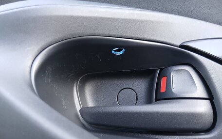 Toyota Yaris Cross, 2022 год, 1 589 000 рублей, 35 фотография