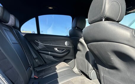 Mercedes-Benz E-Класс, 2018 год, 2 200 000 рублей, 4 фотография