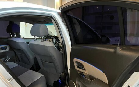 Chevrolet Cruze II, 2010 год, 540 000 рублей, 17 фотография