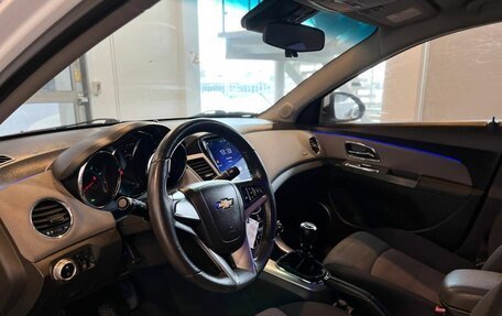 Chevrolet Cruze II, 2010 год, 540 000 рублей, 20 фотография