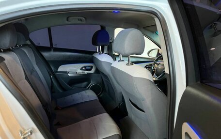 Chevrolet Cruze II, 2010 год, 540 000 рублей, 23 фотография