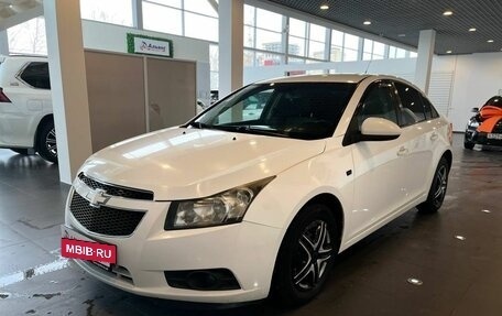 Chevrolet Cruze II, 2010 год, 540 000 рублей, 7 фотография