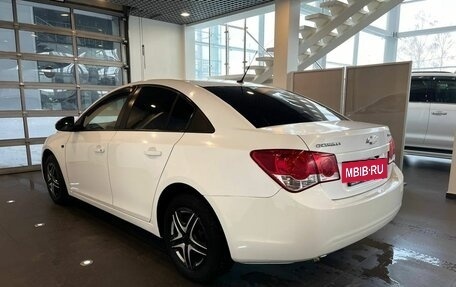 Chevrolet Cruze II, 2010 год, 540 000 рублей, 5 фотография