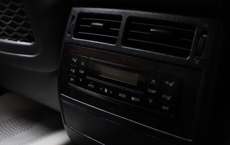 Toyota Land Cruiser 200, 2008 год, 3 299 000 рублей, 20 фотография