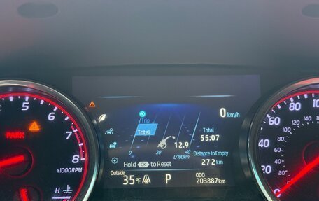 Toyota Camry, 2018 год, 2 100 000 рублей, 2 фотография