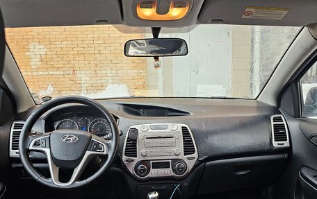 Hyundai i20 IB рестайлинг, 2010 год, 390 000 рублей, 8 фотография