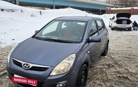 Hyundai i20 IB рестайлинг, 2010 год, 390 000 рублей, 2 фотография
