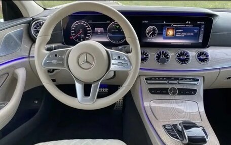 Mercedes-Benz CLS, 2018 год, 4 850 000 рублей, 10 фотография