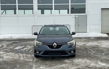 Renault Megane IV, 2018 год, 1 799 000 рублей, 2 фотография