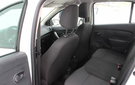 Renault Logan II, 2019 год, 570 000 рублей, 16 фотография