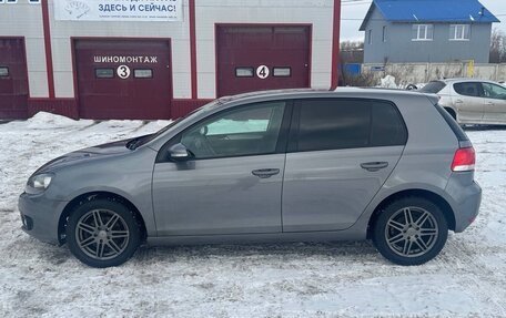 Volkswagen Golf VI, 2011 год, 685 000 рублей, 2 фотография