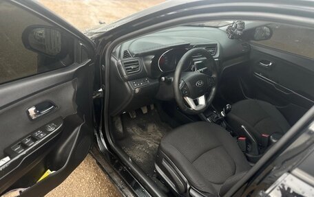 KIA Rio III рестайлинг, 2013 год, 745 000 рублей, 5 фотография