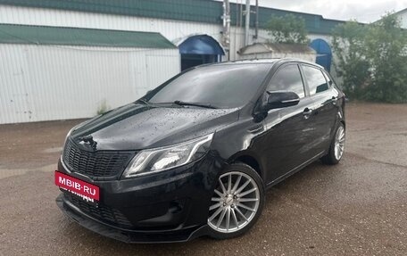 KIA Rio III рестайлинг, 2013 год, 745 000 рублей, 2 фотография