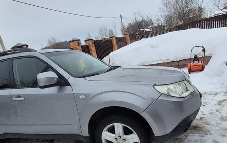 Subaru Forester, 2010 год, 850 000 рублей, 2 фотография