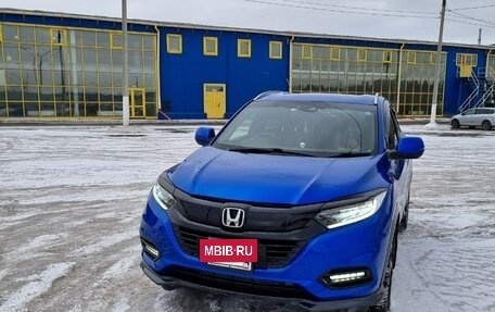 Honda Vezel, 2019 год, 2 270 000 рублей, 2 фотография