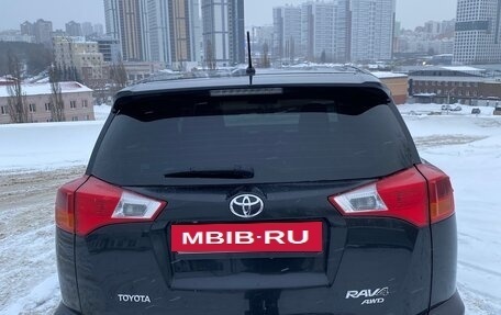Toyota RAV4, 2014 год, 1 820 000 рублей, 4 фотография