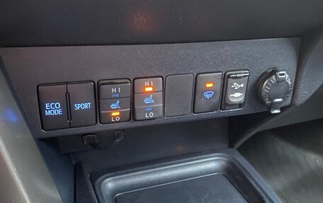 Toyota RAV4, 2014 год, 1 820 000 рублей, 17 фотография