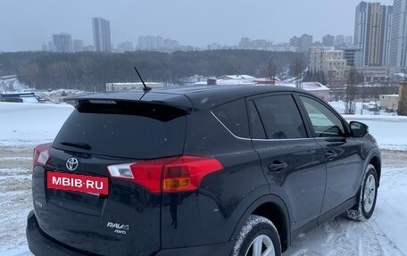 Toyota RAV4, 2014 год, 1 820 000 рублей, 5 фотография