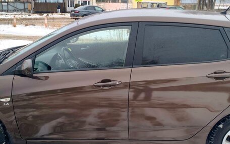 Hyundai Solaris II рестайлинг, 2015 год, 955 000 рублей, 4 фотография