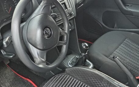 Volkswagen Polo VI (EU Market), 2015 год, 300 000 рублей, 4 фотография