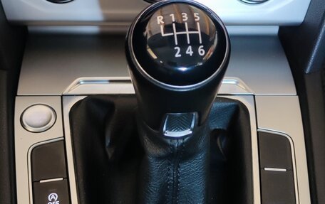 Volkswagen Passat B8 рестайлинг, 2019 год, 2 000 000 рублей, 4 фотография