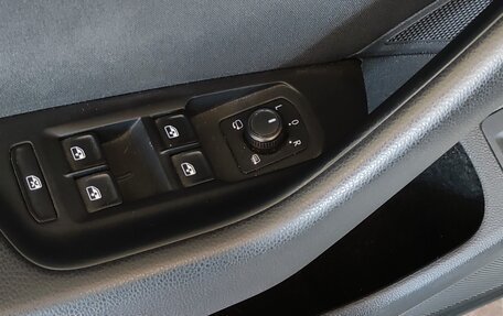 Volkswagen Passat B8 рестайлинг, 2019 год, 2 000 000 рублей, 6 фотография