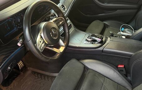 Mercedes-Benz E-Класс, 2018 год, 3 590 000 рублей, 6 фотография