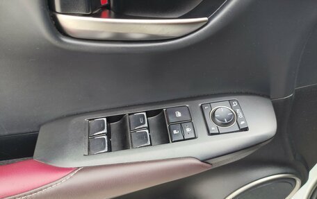 Lexus NX I, 2018 год, 3 349 000 рублей, 19 фотография