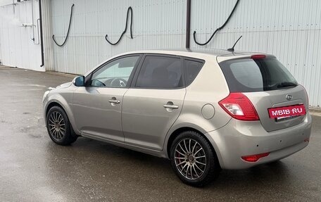 KIA cee'd I рестайлинг, 2010 год, 720 000 рублей, 3 фотография