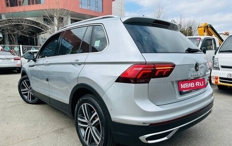 Volkswagen Tiguan II, 2021 год, 3 550 000 рублей, 5 фотография