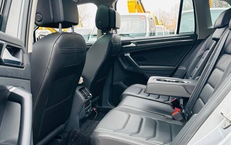 Volkswagen Tiguan II, 2021 год, 3 550 000 рублей, 28 фотография