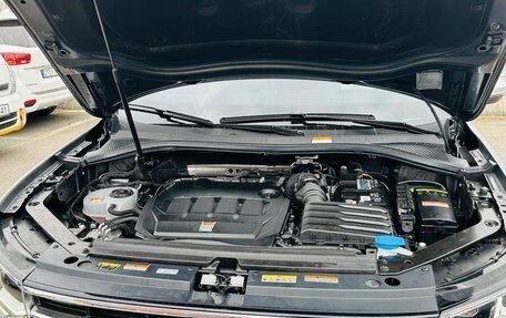 Volkswagen Tiguan II, 2021 год, 3 550 000 рублей, 32 фотография