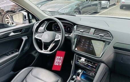 Volkswagen Tiguan II, 2021 год, 3 550 000 рублей, 23 фотография