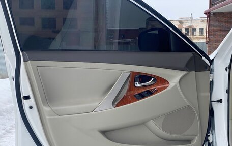 Toyota Camry, 2008 год, 1 650 000 рублей, 25 фотография