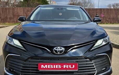 Toyota Camry, 2023 год, 3 730 000 рублей, 3 фотография