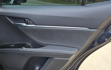 Toyota Camry, 2023 год, 3 730 000 рублей, 27 фотография