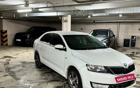 Skoda Rapid I, 2015 год, 830 000 рублей, 2 фотография