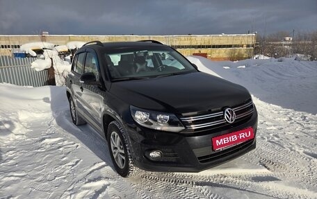 Volkswagen Tiguan I, 2015 год, 1 000 000 рублей, 1 фотография