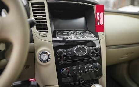 Infiniti QX70, 2014 год, 2 575 000 рублей, 19 фотография