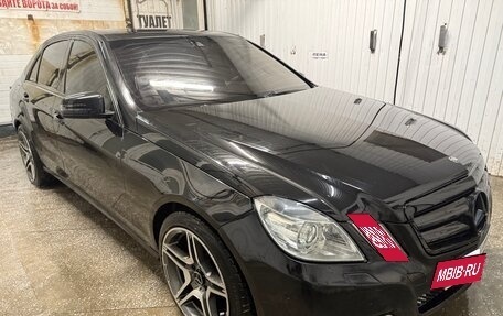 Mercedes-Benz E-Класс, 2010 год, 1 450 000 рублей, 2 фотография