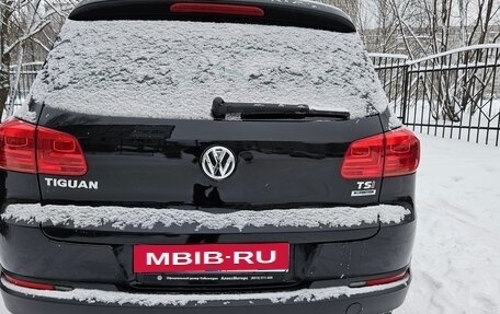 Volkswagen Tiguan I, 2015 год, 1 000 000 рублей, 10 фотография