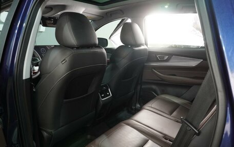 Chery Tiggo 8 Pro, 2022 год, 2 334 000 рублей, 13 фотография