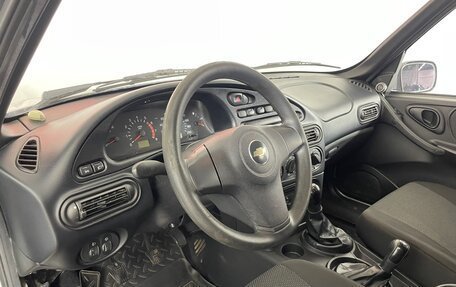 Chevrolet Niva I рестайлинг, 2012 год, 537 000 рублей, 7 фотография