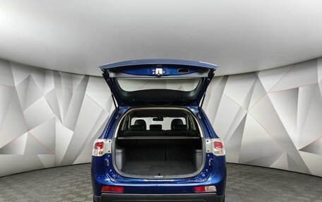 Mitsubishi Outlander III рестайлинг 3, 2013 год, 1 675 000 рублей, 12 фотография