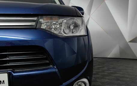 Mitsubishi Outlander III рестайлинг 3, 2013 год, 1 675 000 рублей, 10 фотография