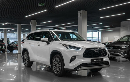 Toyota Highlander, 2025 год, 5 450 000 рублей, 2 фотография