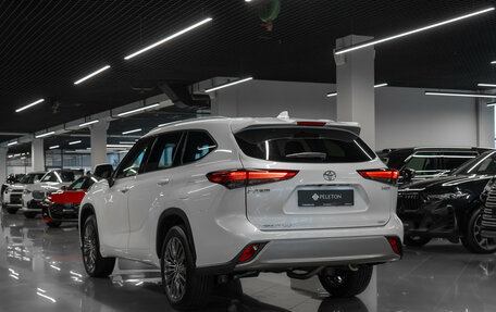 Toyota Highlander, 2025 год, 5 450 000 рублей, 4 фотография