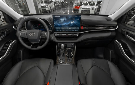 Toyota Highlander, 2025 год, 5 450 000 рублей, 8 фотография